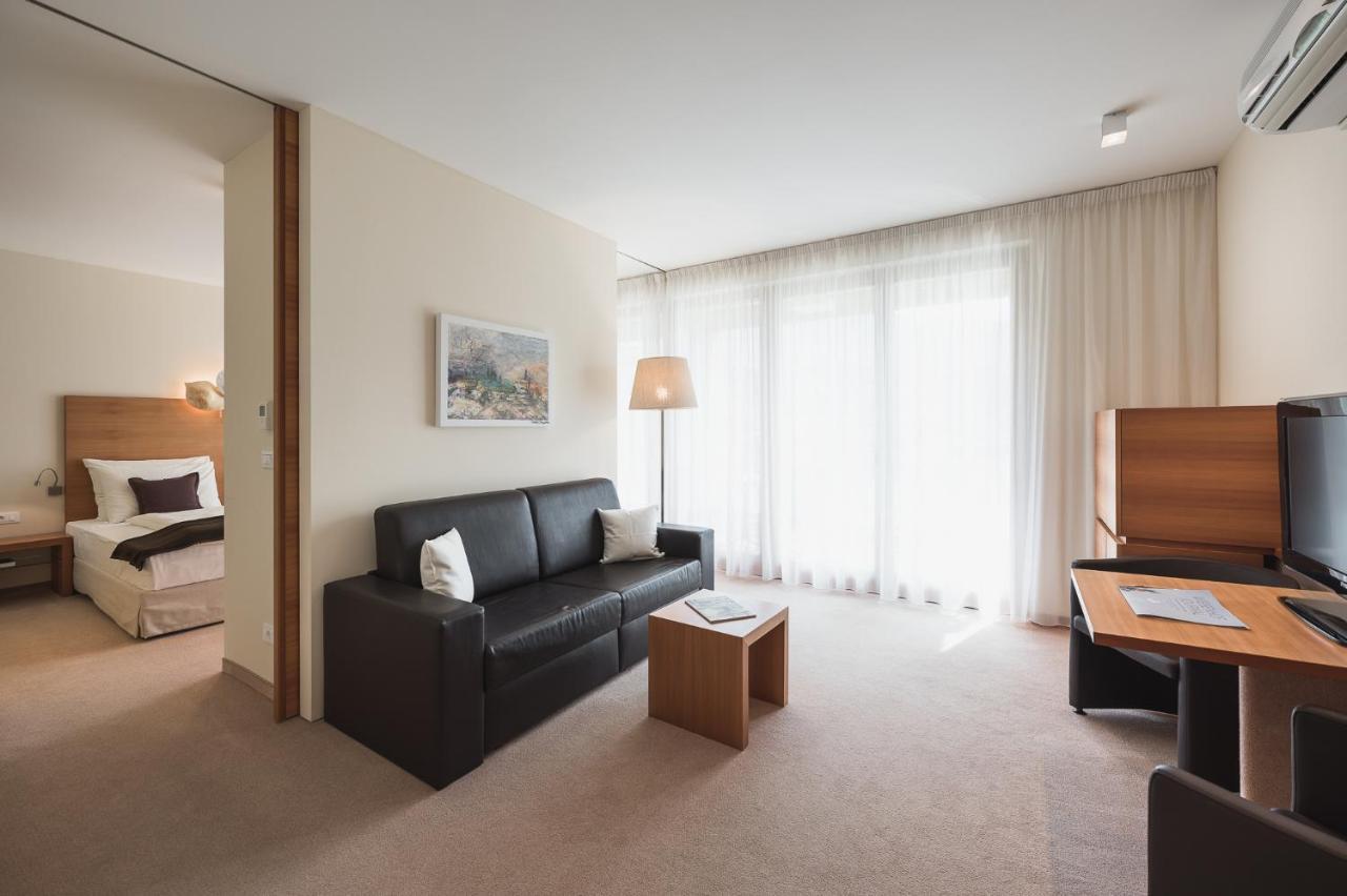 Hotel Wiesenhof Lagundo Δωμάτιο φωτογραφία